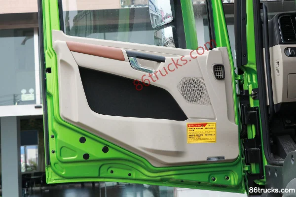 SHACMAN Delong X5000 Elite Edition 490 hp 8X4(12 wheels) 5.6m dump truck Cab (2) | 86Trucks