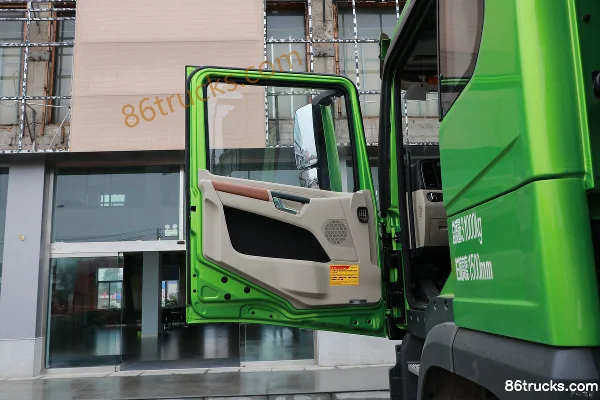 SHACMAN Delong X5000 Elite Edition 490 hp 8X4(12 wheels) 5.6m dump truck Cab (1) | 86Trucks