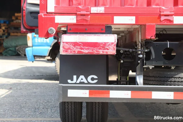 JAC Kangling J6 163 hp 4X2(6 wheels) 4.18m single-row stake truck (China VI) Body (3) | 86Trucks