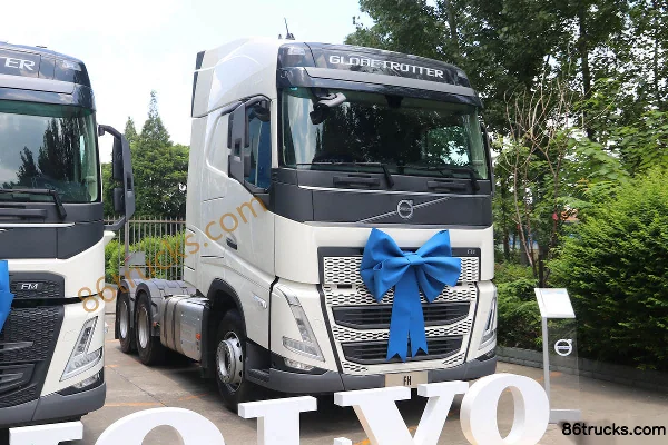 Volvo New FH heavy truck 460 hp 6X4(10 wheels) automatic tractor truck (China VI) Exterior