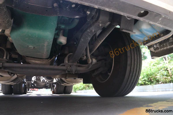 Volvo New FH heavy truck 460 hp 6X4(10 wheels) automatic tractor truck (China VI) Chassis (3) | 86Trucks
