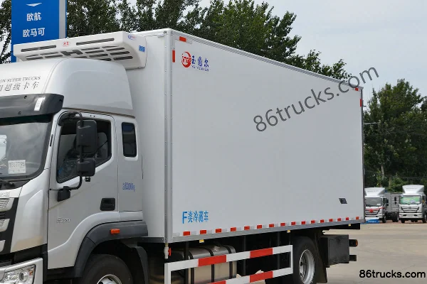 Foton Auhang R 220 ch 4X2(6 roues) camion frigorifique 6,6 m (China VI) (toit surélevé) Carrosserie (1) | 86Trucks