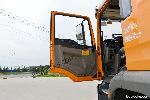 SHACMAN Delong M3000S Enhanced Elite Edition 460hp 8X4(12 wheels) 7.6m Dump Truck Cab (1) | 86Trucks