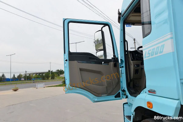 SHACMAN Delong L5000 Classic Edition 240 hp 4X2(6 wheels) 6.8m flatbed cargo truck (China VI) (4.111 ratio) Cab (1) | 86Trucks