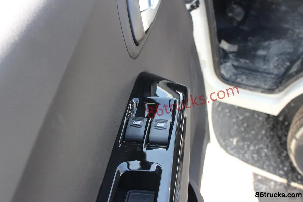 Foton Xiangling M1 Confort 1.6L 122 ch 4X2(6 roues) essence 2,55 m micro camion plateau double cabine (China VI) (3) | 86Trucks