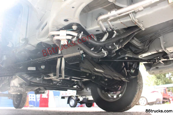 Foton Xiangling M1 Confort 1.6L 122 ch 4X2(6 roues) essence 2,55 m micro camion plateau double cabine (China VI) Châssis (3) | 86Trucks