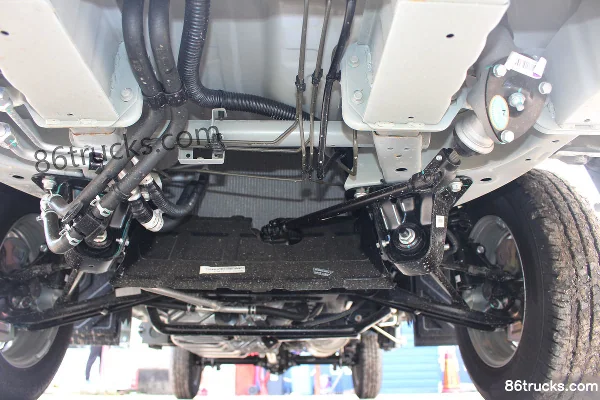 Foton Xiangling M1 Confort 1.6L 122 ch 4X2(6 roues) essence 2,55 m micro camion plateau double cabine (China VI) Châssis (1) | 86Trucks