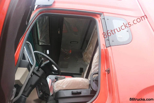 Sinotruk Steyr D7M 440 ch 6X4(10 roues) tracteur routier GNL (China VI) Cabine (1) | 86Trucks