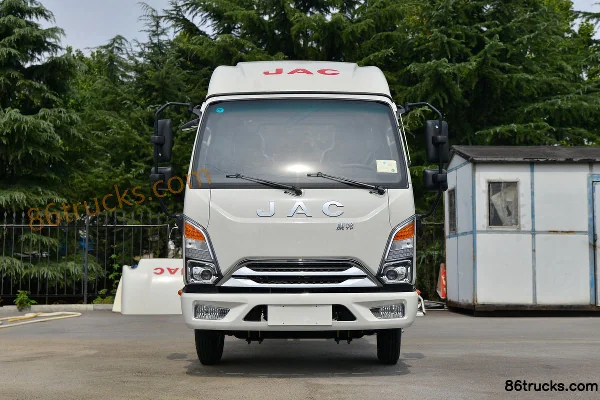 JAC Kangling J3 135hp 4X2(6 wheels) 3.33m Single Row Stake Truck (China VI) Exterior (2) | 86Trucks