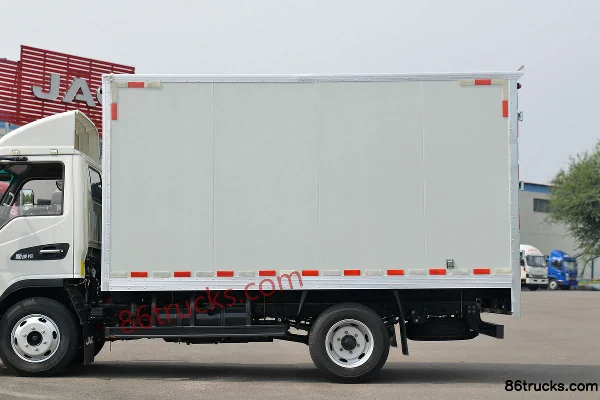 JAC Kangling J3 Luxe 95 ch 4X2(6 roues) camion léger fourgon 3,7 m cabine simple (China VI) Carrosserie (2) | 86Trucks