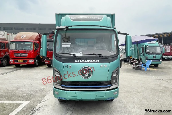 SHACMAN Commercial Vehicle Xuande E9 4.5T 4.1m Single Row Pure Electric Van Light Truck 4X2(6 wheels) Exterior (3) | 86Trucks