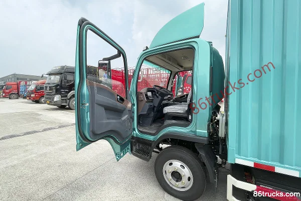 SHACMAN Commercial Vehicle Xuande E9 4.5T 4.1m Single Row Pure Electric Van Light Truck 4X2(6 wheels) Cab (1) | 86Trucks