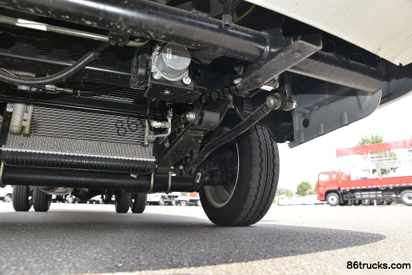 JAC Kaida X6 1.8L 130hp 4X2(6 wheels) 3.95m Single Row Flatbed Micro Truck (China VI) Chassis (3) | 86Trucks