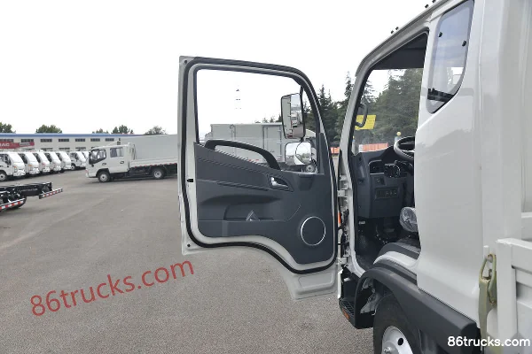JAC Shuailing E carrosserie moyenne 131 ch 4X2(6 roues) camion léger plateau 3,85 m cabine avec couchette (China VI) (1) | 86Trucks
