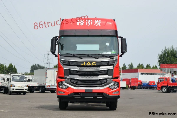 JAC Gallop A5W Heavy Truck Standard Load 310 hp 8X4(12 wheels) 9.5m Sleeper Cab Cargo Truck (Fast Gear 9-speed) Exterior (2) | 86Trucks