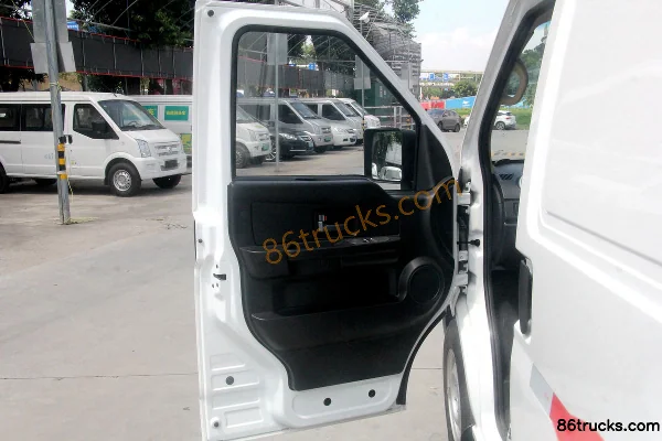Ruichi EC35II 2.6T 2-seat 4.5m electric panel van 38.7kWh Cab (1) | 86Trucks