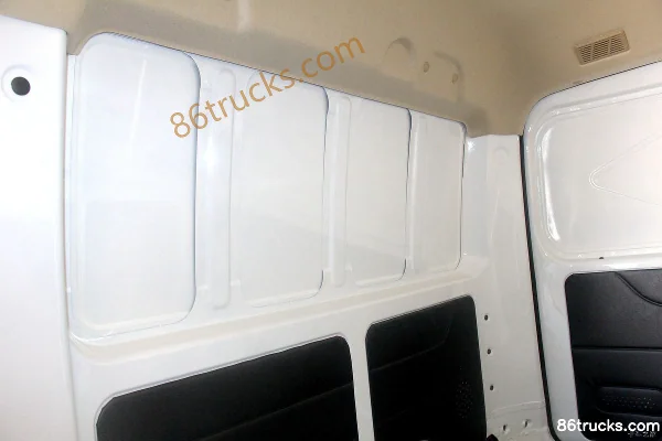 Ruichi EC35II 2.6T 2-seat 4.5m electric panel van 38.7kWh Cargo Box (2) | 86Trucks