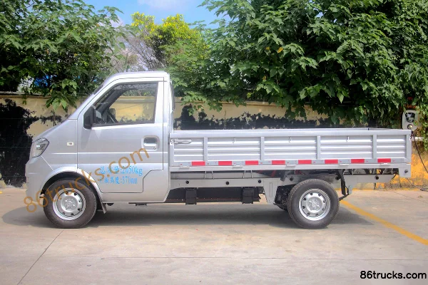 Ruichi EK01S 2.0T 2.7m single-row pure electric flatbed micro truck 31.25kWh 4X2(6 wheels) Exterior (3) | 86Trucks