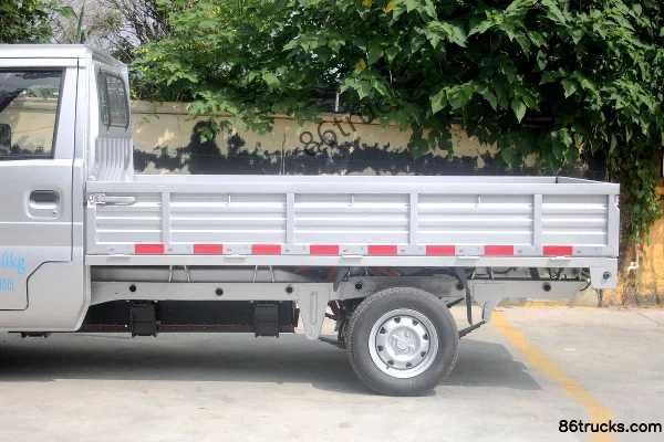 Ruichi EK01S 2.0T 2.7m single-row pure electric flatbed micro truck 31.25kWh 4X2(6 wheels) Body (1) | 86Trucks