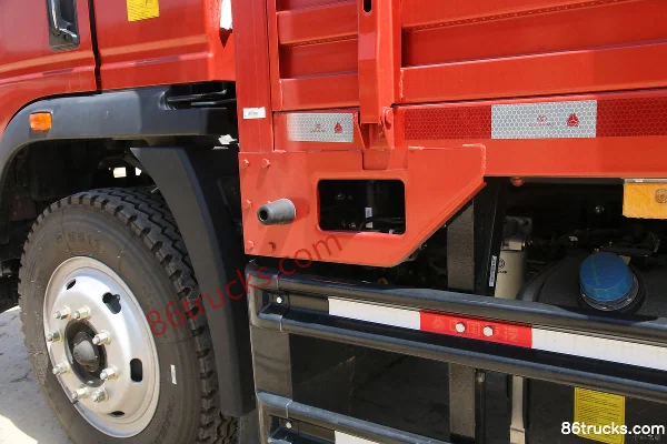 Sinotruk HOWO Hanjiang 184 ch 4X2(6 roues) 5,2 m camion porteur à ridelles avec cabine demi-avancée (China VI) Carrosserie (3) | 86Trucks