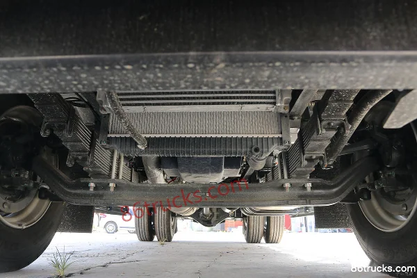 Sinotruk HOWO G5X Medium Truck 220 hp 4X2(6 wheels) 5.75m AMT Automatic Flatbed Cargo Truck Chassis (1) | 86Trucks