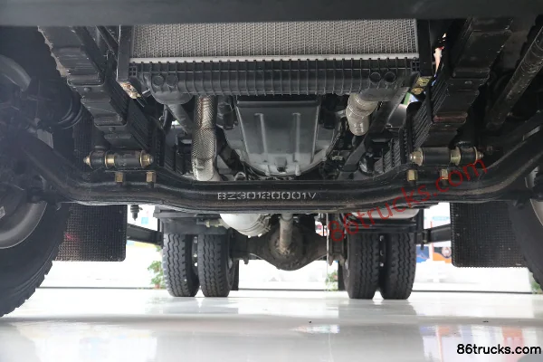 SHACMAN Commercial Vehicle Xuande X9 version composite 200 ch 4X2(6 roues) camion benne 4,2 m Châssis (1) | 86Trucks