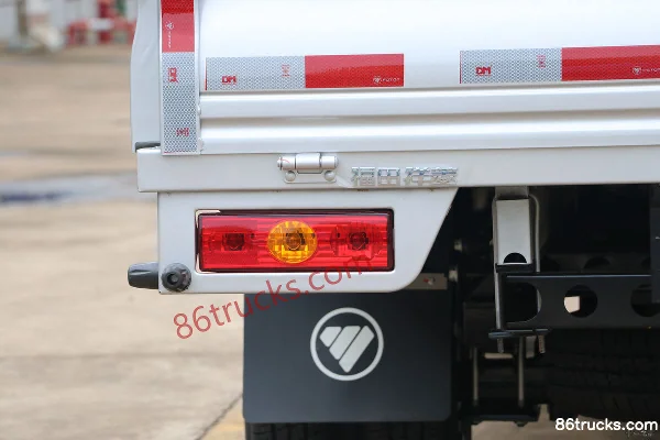 Foton Xiangling V3 1.5L 143hp 4X2(6 wheels) 3.7m single-row flatbed mini truck (China VI) Body (2) | 86Trucks