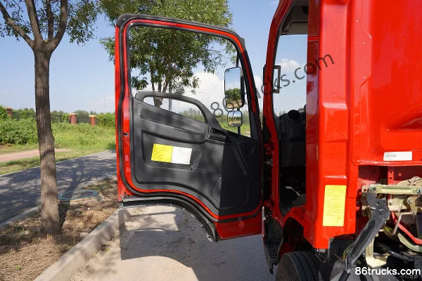 FAW Jiefang Hu VH 130 hp 4X2(6 wheels) 4.16m single-row box van light truck (China VI) Cab (1) | 86Trucks