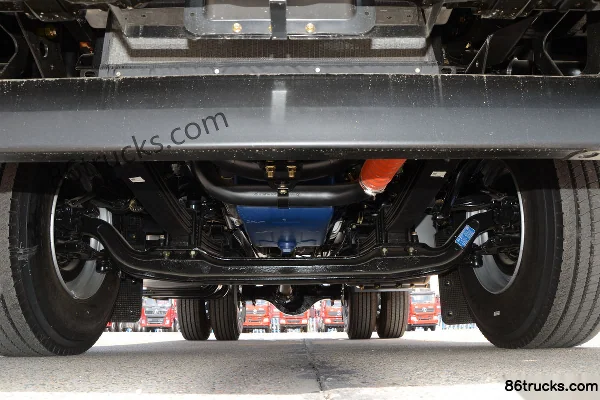 SHACMAN Delong M3000S Standard Container Edition 340 hp 4X2(6 wheels) Tractor Truck Chassis (1) | 86Trucks