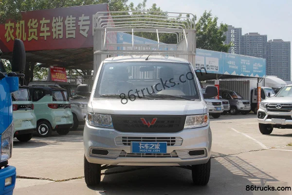 Wuling Rongguang Mini Truck 1.5L 107 hp 4X2(6 wheels) Gasoline 3.005m Single Row Stake Mini Truck Exterior (2) | 86Trucks