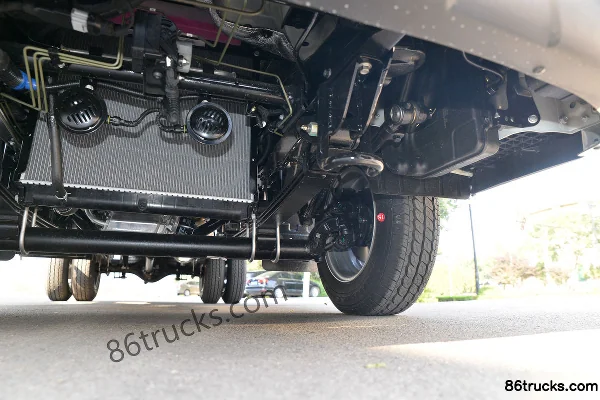 Foton Forland S1 1.6L 122hp 4X2(6 wheels) Gasoline 3.7m Single Row Flatbed Light Truck Chassis (3) | 86Trucks