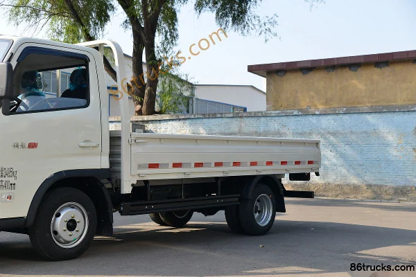 Foton Forland S1 1.6L 122hp 4X2(6 wheels) Gasoline 3.7m Single Row Flatbed Light Truck Body (1) | 86Trucks