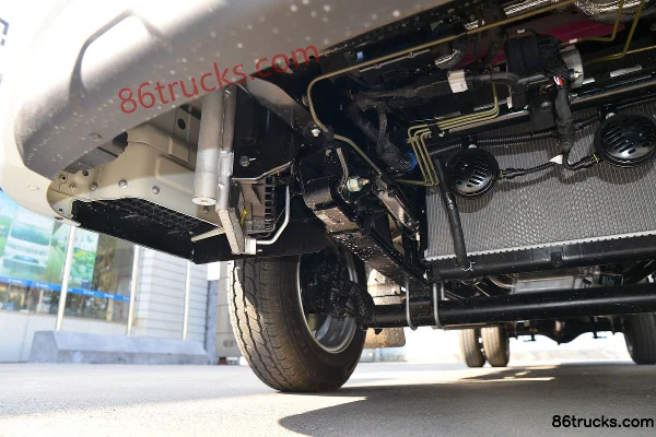 Foton Times Pilot S1 122 hp 4X2(6 wheels) 2.7m double-row flatbed light truck Chassis (2) | 86Trucks