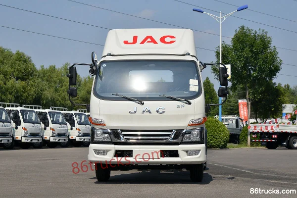 JAC Junling V6 115 hp 4X2(6 wheels) 3.85m semi-row stake truck Exterior (2) | 86Trucks