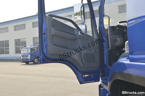 JAC Dewos V9 220 hp 4X2(6 wheels) 5.95m Cage Van Cargo Truck Cab (2) | 86Trucks