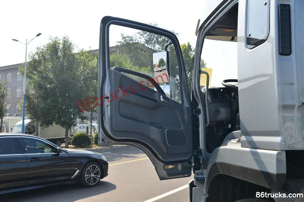 JAC Dewos V9 220 ch 4X2(6 roues) 5,48 m camion porteur à ridelles cabine demi-avancée (1) | 86Trucks