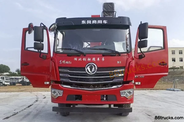 Chengliwei Chengliwei Dongfeng Chassis truck-mounted crane