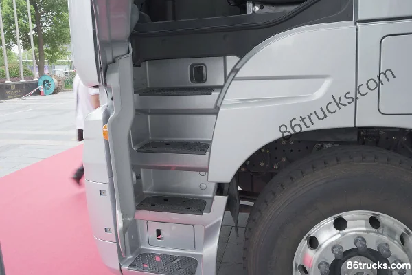 Foton Auman EST 6 séries camion lourd 580 ch 6X4(10 roues) tracteur routier à boîte automatique AMT (China VI) Cabine (2) | 86Trucks