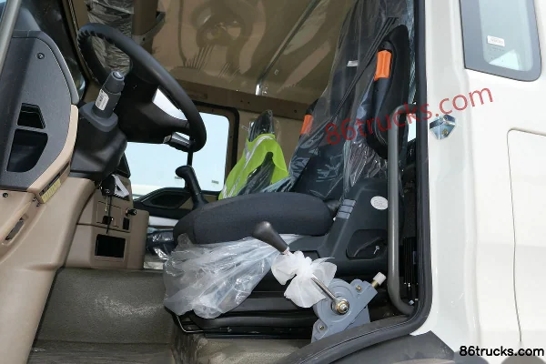 Sinotruk HOWO TX 350hp 8X4(12 wheels) 7.8m³ concrete mixer truck (China VI) (Tanghong Heavy Industry brand) (XT5317GJBT5F33) Cab (3) | 86Tru