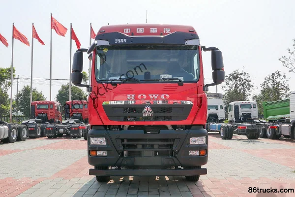 Sinotruk HOWO TX Heavy Truck 430 hp 6X4(10 wheels) Tractor Truck (China VI) Exterior (2) | 86Trucks
