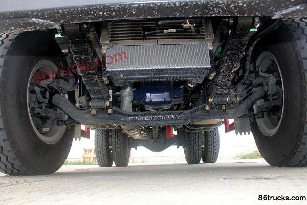 Sinotruk Haoman H3 190 hp 4X2(6 wheels) 3.8m dump truck Chassis (1) | 86Trucks