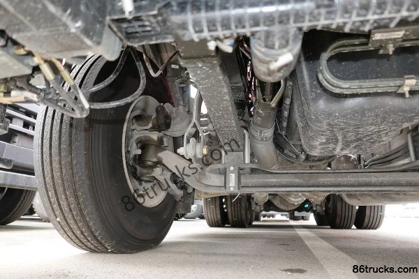 Sinotruk HOWO TX camion lourd 440 ch 6X4(10 roues) tracteur routier Châssis (1) | 86Trucks