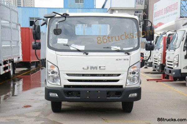 JMC Kaiyun Blue Whale Luxury Edition 152hp 4X2(6 wheels) 4.1m Single Row Flatbed Light Truck Exterior (2) | 86Trucks