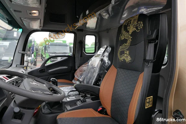 Foton Ollin Big Bee Home Edition 245 hp 4X2(6 wheels) 9.6m Refrigerated Truck (China VI) Cab (3) | 86Trucks