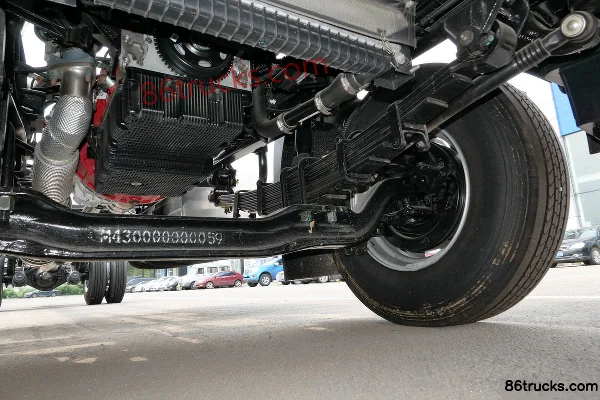 Foton Ollin Big Bee Home Edition 245 hp 4X2(6 wheels) 9.6m Refrigerated Truck (China VI) Chassis (2) | 86Trucks