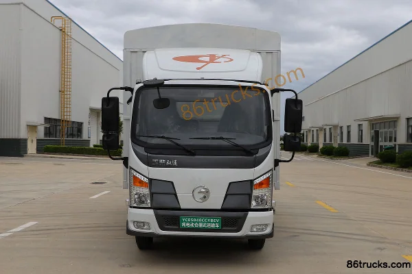 Yuchai New Energy EC214 4,5T 4,125 m cabine simple camion léger à ridelles 100% électrique 4X2(6 roues) Extérieur (2) | 86Trucks