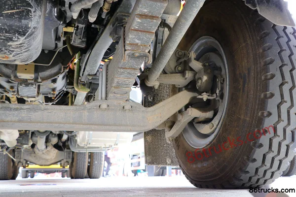 Sinotruk HOWO TX 350 hp 6X4(10 wheels) Truck Mounted Crane (China VI)(XCMG) Chassis (3) | 86Trucks