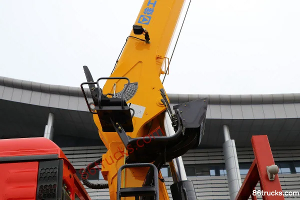 Sinotruk HOWO TX 350 hp 6X4(10 wheels) Truck Mounted Crane (China VI)(XCMG) Body (2) | 86Trucks