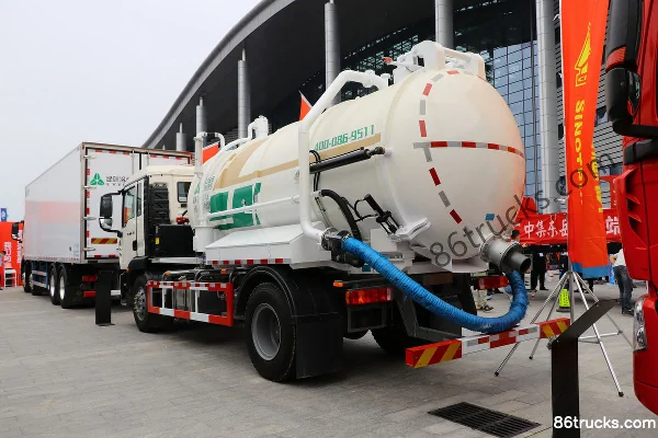 Sinotruk HOWO TX 220 hp 4X2(6 wheels) Vacuum Sewer Truck (China VI)(Lvye Brand) Exterior (2) | 86Trucks
