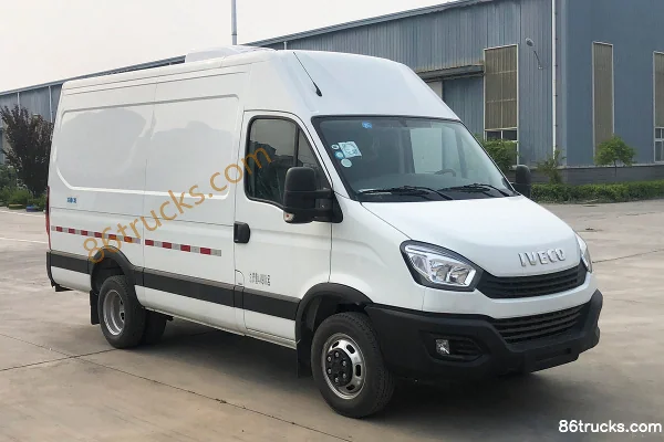 Henan Xinfei Henan Xinfei NAVECO chassis Refrigerated Truck